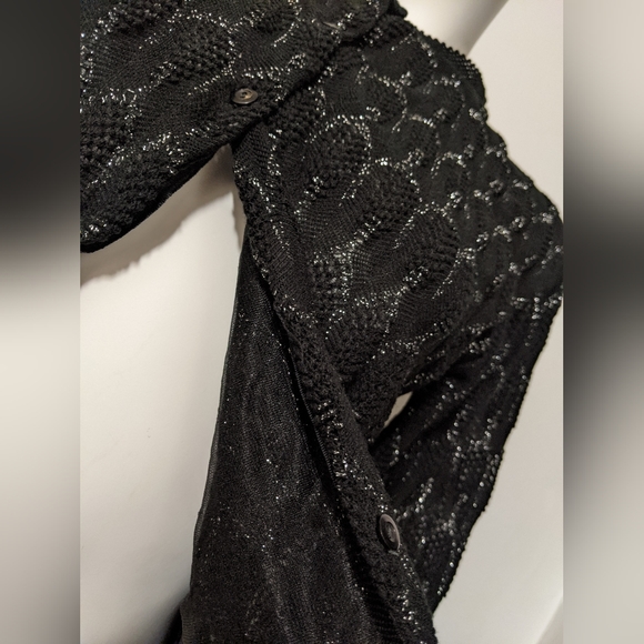 5/$25 Vintage sheer crochet cardigan - Picture 6 of 9